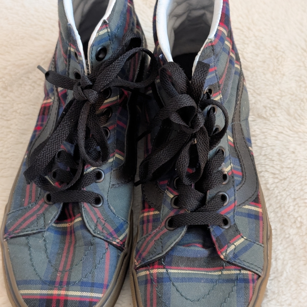 Like New: Vans High-top Plaid Women 6.5 (Men’s 5)